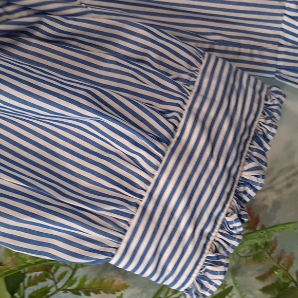 J.Crew stunning  Tiered popover dress - Picture 4 of 14